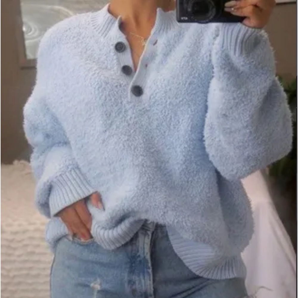 WHITE pacsun sweater